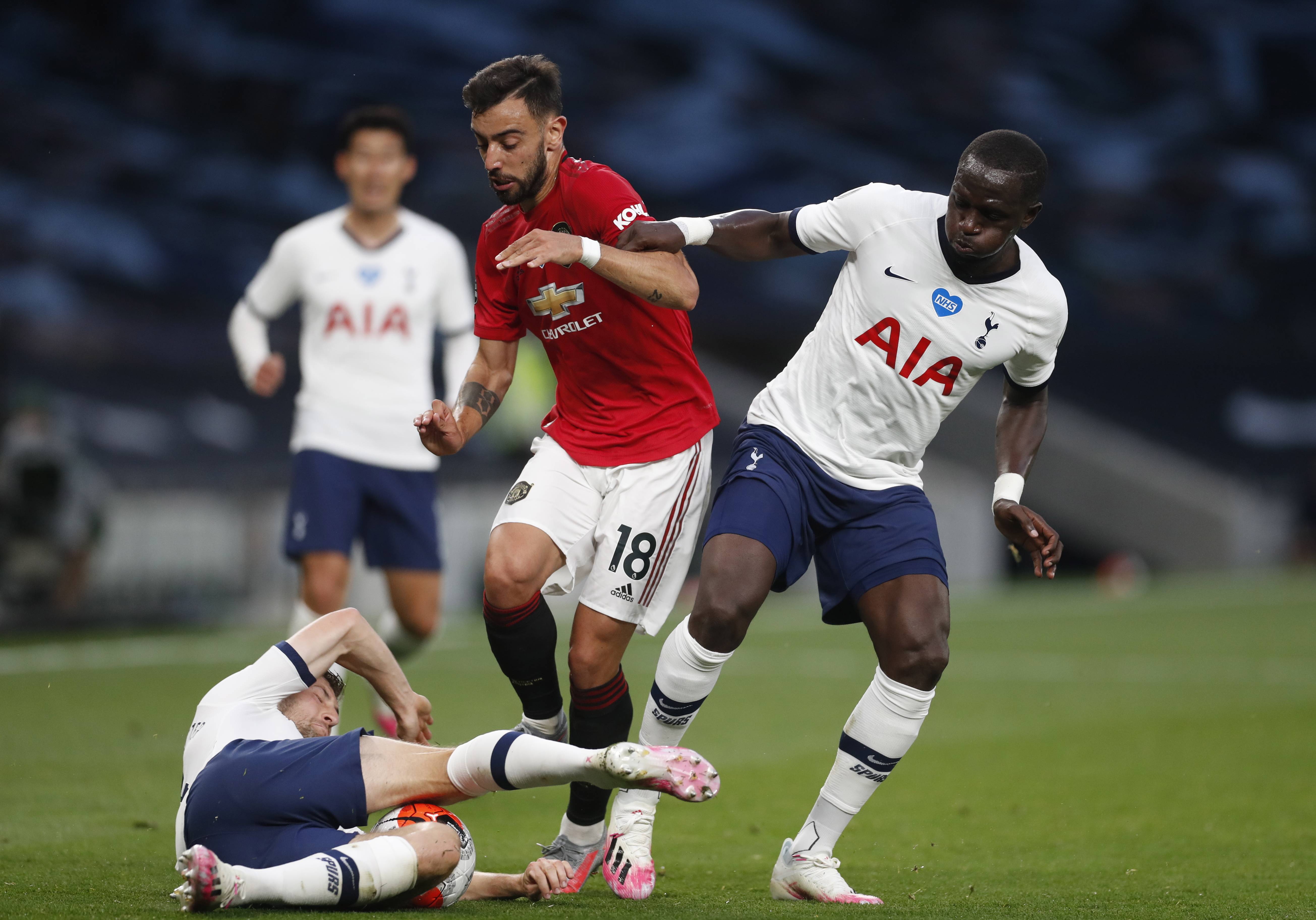 受教練與球 受教練與球