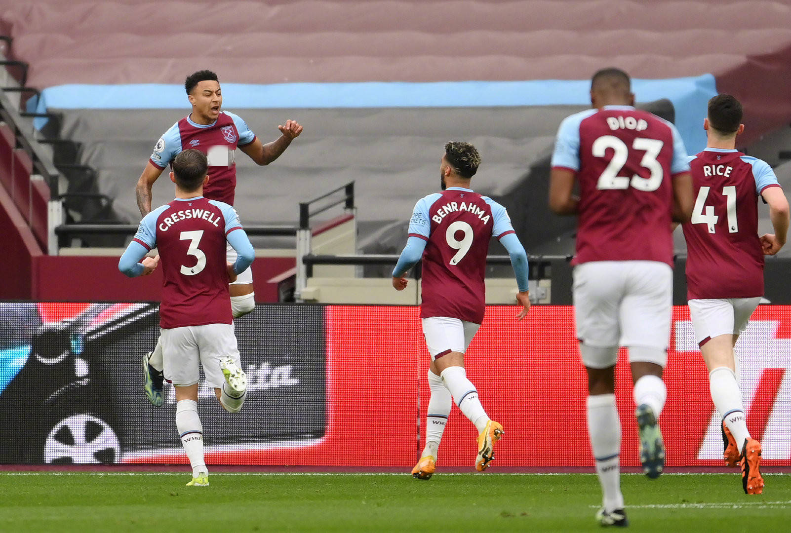 际足联的调 际足联的调